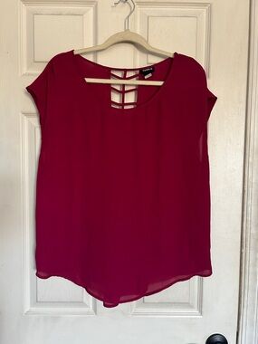 Torrid wine color cage back georgette dolman short sleeve blouse size medium
